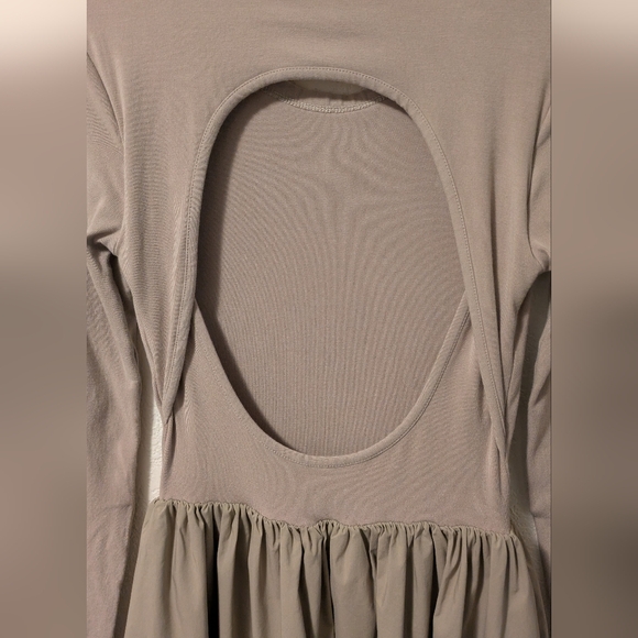 NevaHu Elegant Beige Long Sleeve Dress - Picture 3 of 6